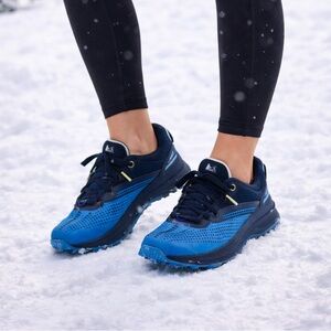 Columbia Montrail Women's 7 Trail Running Shoes Blue Hiking Athletic Sneakers